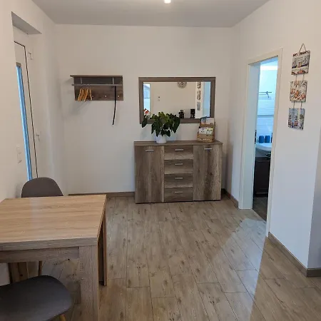 Am Kleinen Haff Apartmán *